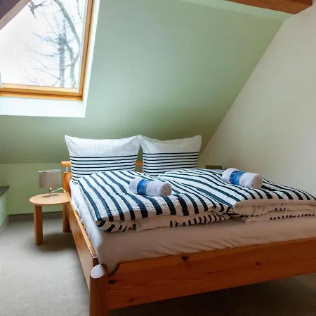 Апартаменты Classy In Grundshagen With Terrace