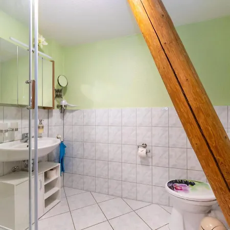 Classy In Grundshagen With Terrace Апартаменты Клюц